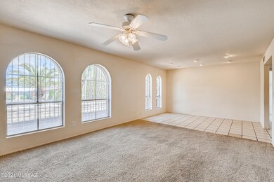 180713078-08 Living Room