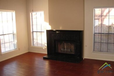 5819 Hollytree Dr, Tyler, TX 75703 - photo 3