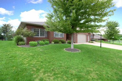 519 Hampton Cove, Peoria, IL 61607 - photo 2
