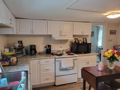 103 S Lincoln St, Keene, NH 03431 - photo 4