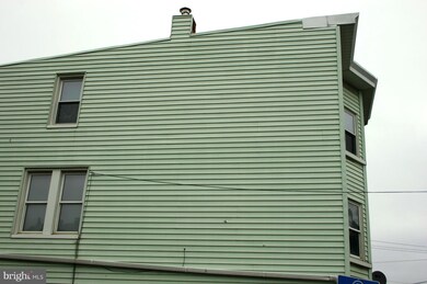 35 N Locust St, Hagerstown, MD 21740 - photo 3