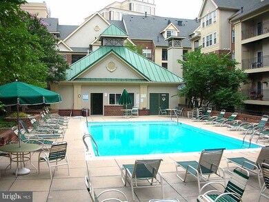 1320 N Wayne St unit 406, Arlington, VA 22201 - photo 3