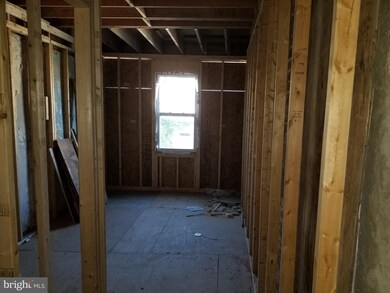 2102 N Fulton Ave, Baltimore, MD 21217 - photo 6