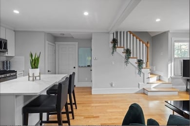 14 Everett St unit 2, Medford, MA 02155 - photo 7