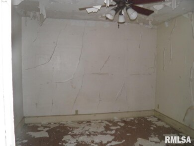 unlisted-address, Davenport, IA 52804 - photo 5