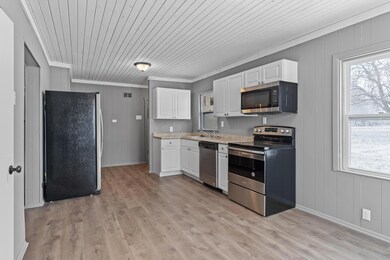 311 Colton Road_MLS_08