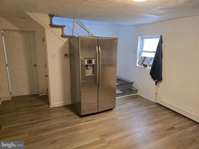 318 Cedar St, Reading, PA 19601 - photo 5