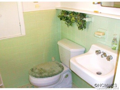 Master Half Bath