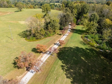 418 Spout Spring Rd, Dover, TN 37058 - photo 2