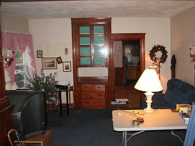 191 Bucklin St, Pawtucket, RI 02861 - photo 3