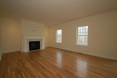 22 Sophie Cir unit 16, Hooksett, NH 03106 - photo 7