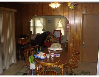 652 Putnam Pike, Greenville, RI 02828 - photo 4