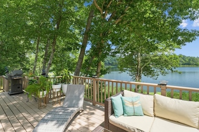 115 Pleasant St, Wenham, MA 01984 - photo 4