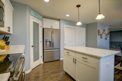 131 W Blackhawk Dr, Fort Atkinson, WI 53538 - photo 6