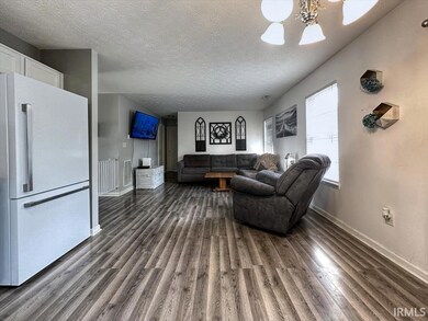 4209 Springmill Dr, Kokomo, IN 46902 - photo 4