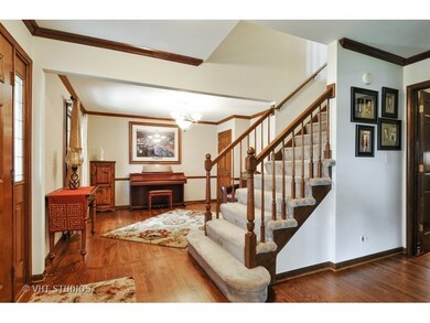 801 Shiloh Cir, Naperville, IL 60540 - photo 2