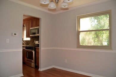 6988 Celtic - 02c Dining room new