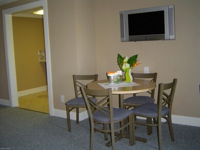 Dining area/sitting area