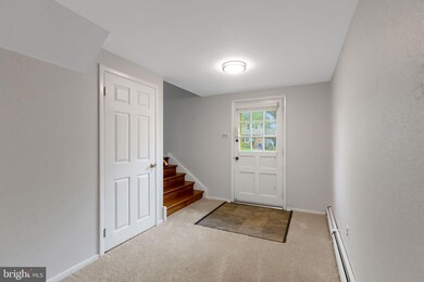 430 Silver Ave, Southampton, PA 18966 - photo 4