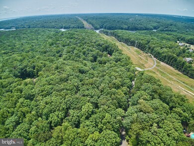 9027 Swift Creek Rd, Fairfax Station, VA 22039 - photo 3