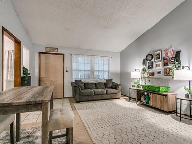 720 Peregrine Dr, Norman, OK 73072 - photo 4