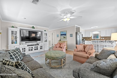 427 Sailfish St 15