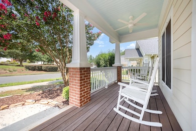 209 Homegate Cir, Apex, NC 27502 - photo 2