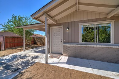 652 E Kachina Ave-6