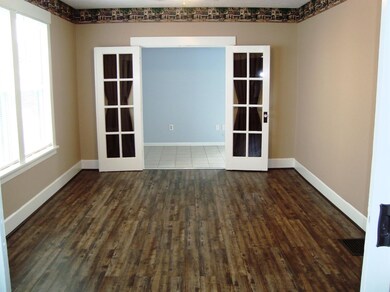 2108 Logan Ave, Middletown, OH 45044 - photo 4