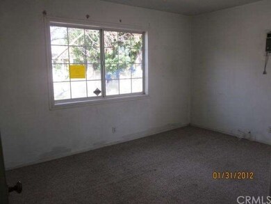 14589 Rosemary Dr, Fontana, CA 92335 - photo 4