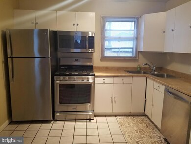 105 Morton Ct, Manassas Park, VA 20111 - photo 6