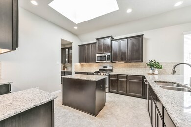 2712 Westland Ln, Pearland, TX 77581 - photo 6