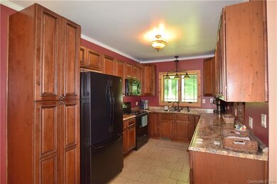 488 Roaring Fork Rd, Burnsville, NC 28714 - photo 2