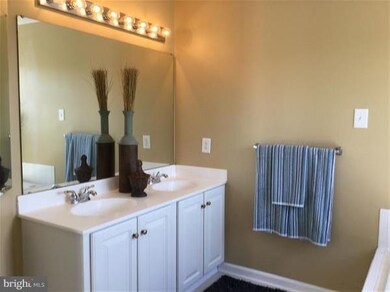 9778 Harvester Cir, Perry Hall, MD 21128 - photo 6