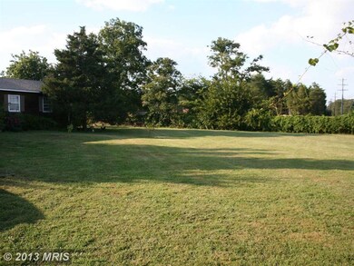 4814 Pleasant Valley Rd, Chantilly, VA 20151 - photo 3