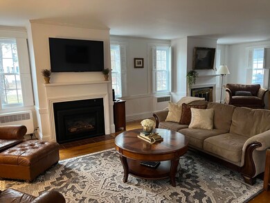 115 main living rm