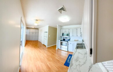 R.E | LG | Listing Photos-2