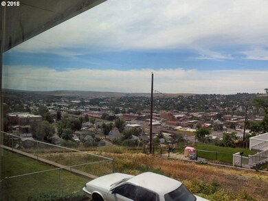 801 SE 6th St, Pendleton, OR 97801 - photo 6