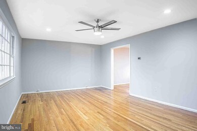 1917 Hull Rd, Vienna, VA 22182 - photo 7