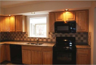 139 Baker Dr, Exton, PA 19341 - photo 2