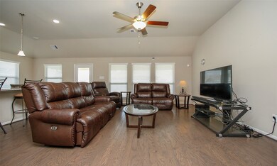 2795 Hidden Hollow Ln, Conroe, TX 77385 - photo 3