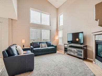 07 Living Room.jpg