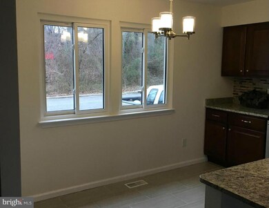 5303 Vienna Dr, Clinton, MD 20735 - photo 4