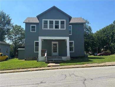 428 Broad St, Warrensburg, MO 64093 - photo 2