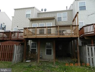 2559 Chase Wellesley Dr, Herndon, VA 20171 - photo 5