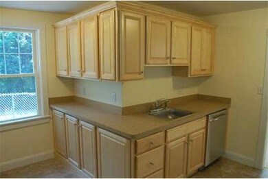 34 Mount Pleasant St, Woburn, MA 01801 - photo 5