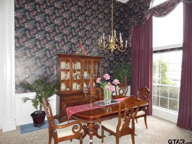 1318 1318 Spring Branch Dr, Tyler, TX 75703 - photo 5