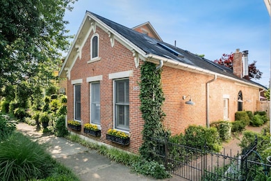 584 Franklin Ave