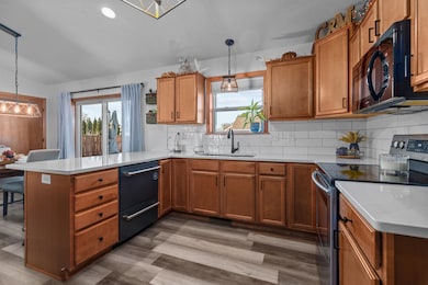 607 Debruin Rd, Combined Locks, WI 54113 - photo 6