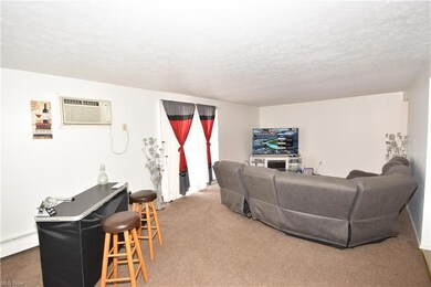 5374 Lee Rd unit 302, Maple Heights, OH 44137 - photo 3